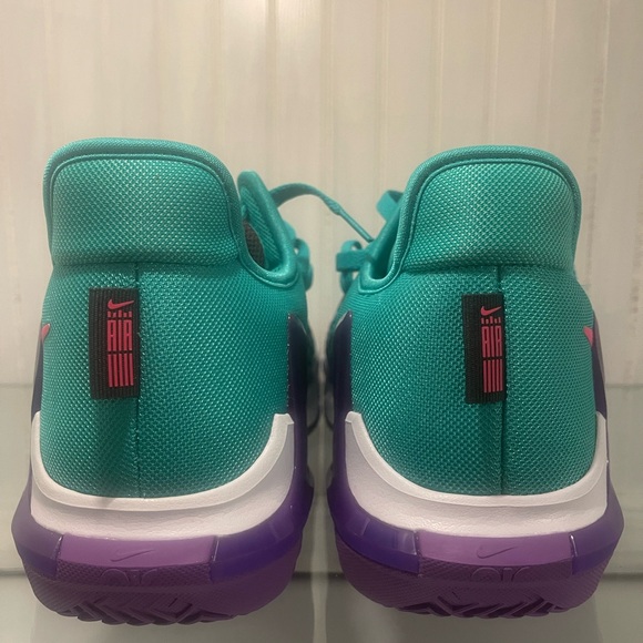 Nike Lebron James witness 6 Basketball Shoes (like new) emerald berry - Picture 3 of 4